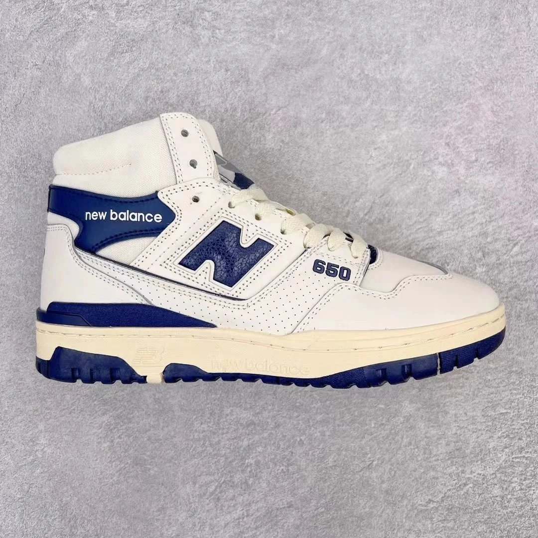 New Balance Sneakers 650R High-Top — White and blue