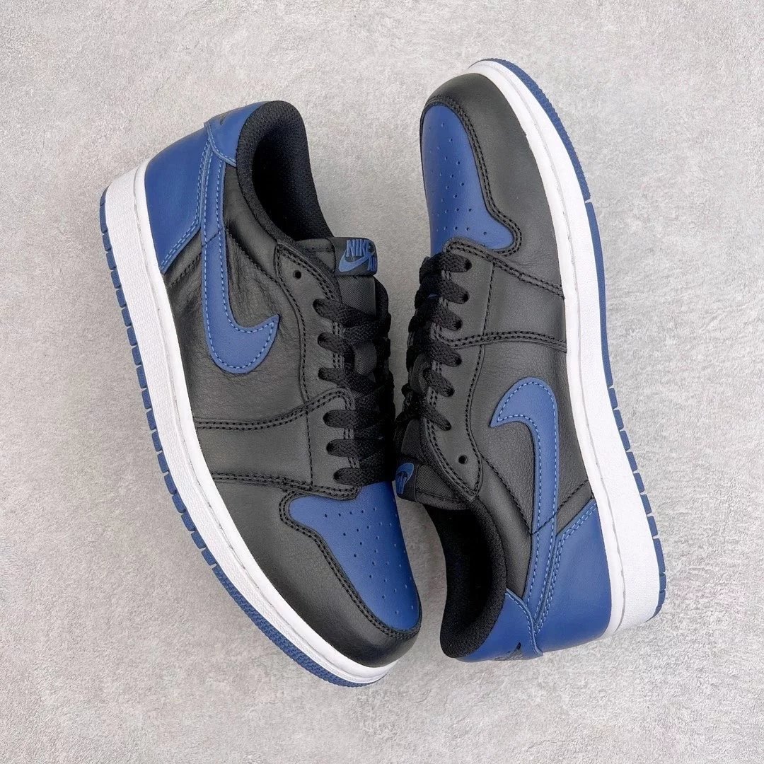 Nike Sneakers Air Jordan 1 Low — Black and blue