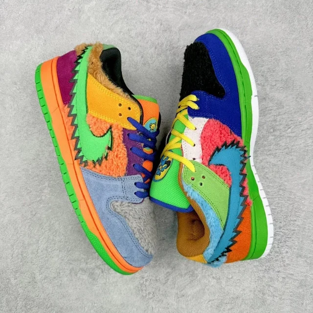 Nike Sneakers Dunk Low Custom Graphic product detail image 3
