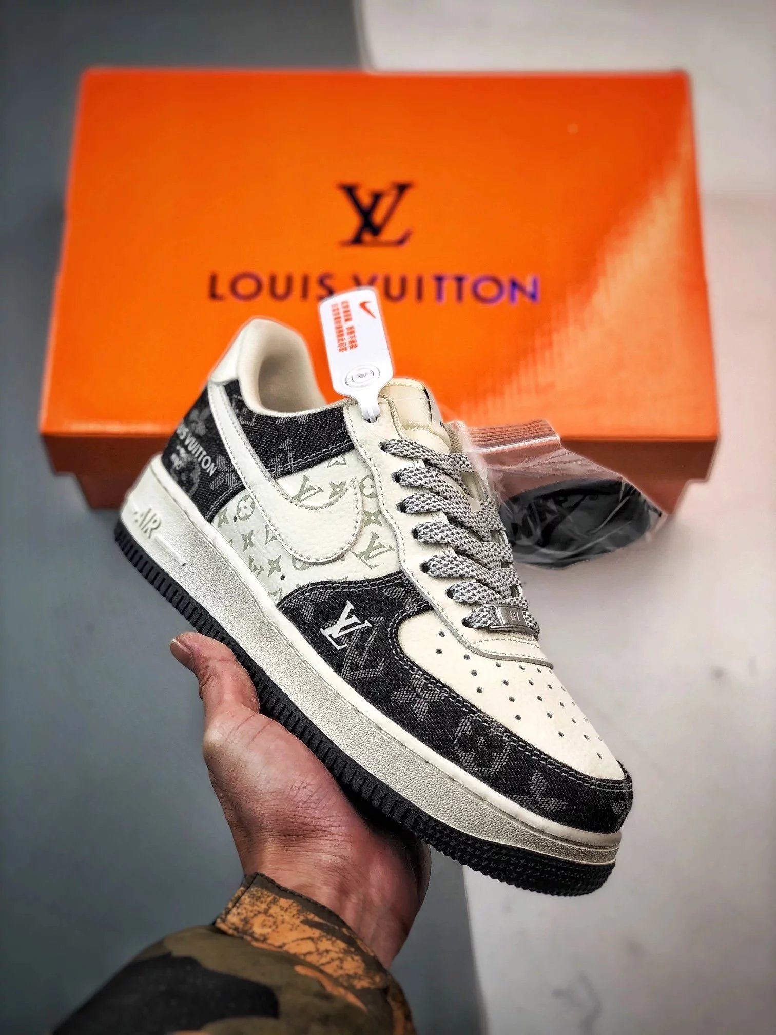 Nike Sneakers Air Force 1 Low — Black and white denim