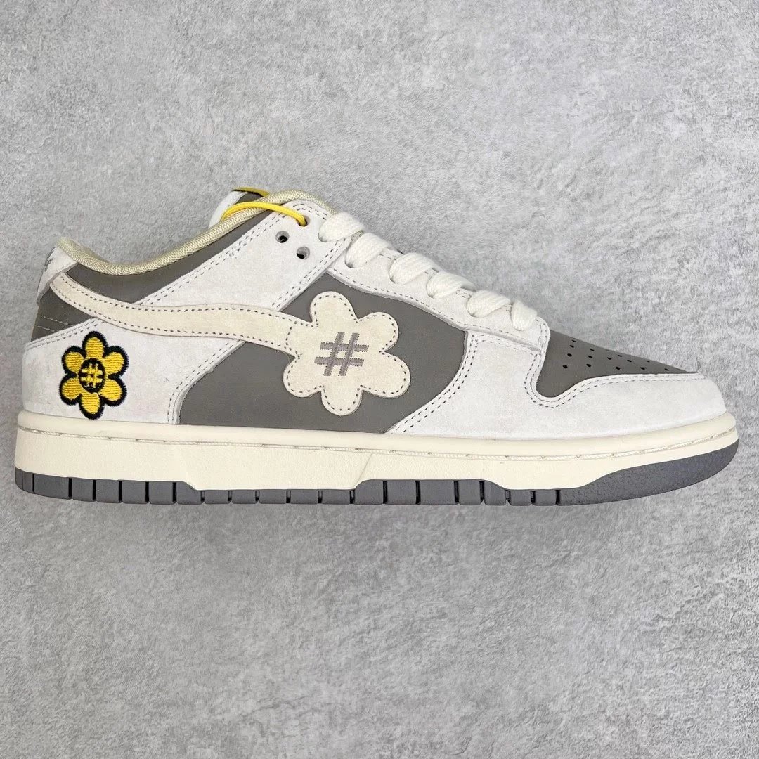 Nike Sneakers Dunk Low — Chrysanthemum gray-white