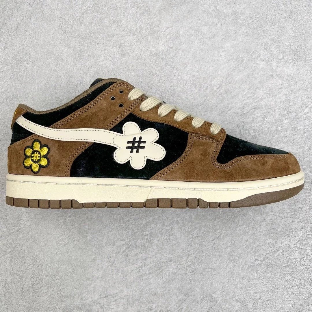 Nike Sneakers Dunk Low — Chrysanthemum black-brown