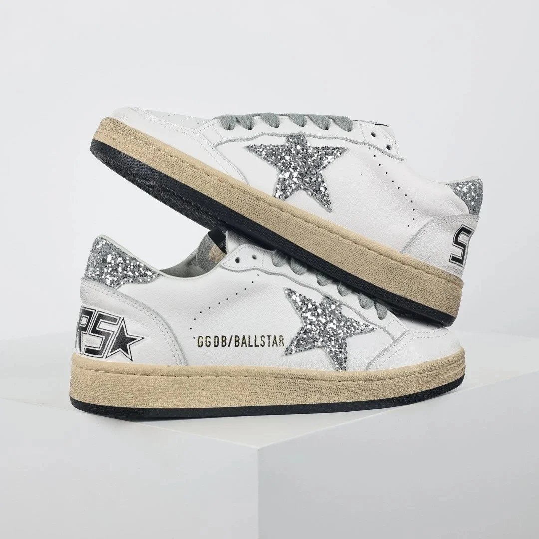 Golden Goose Sneakers Distressed star-appliqué low-top — White Diamond Star Drill Tail