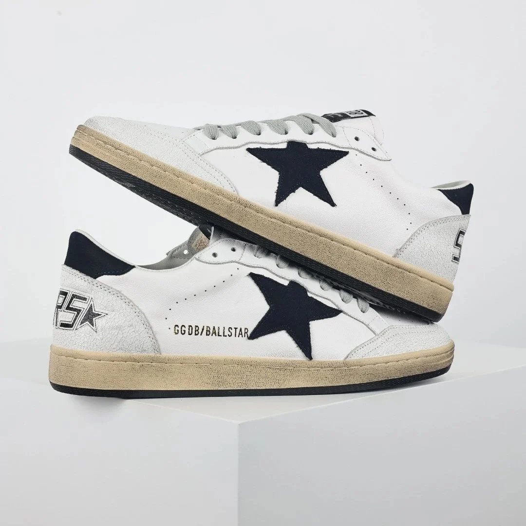 Golden Goose Sneakers Distressed star-appliqué low-top — white deep black deep black tail