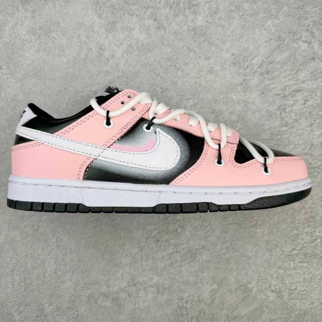 Nike Sneakers Dunk Low custom deconstructed — Inverted Barbie Black Powder