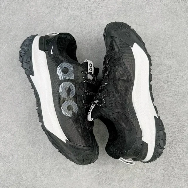 Nike Sneakers ACG Mountain Fly Low SE Trail product detail image 3