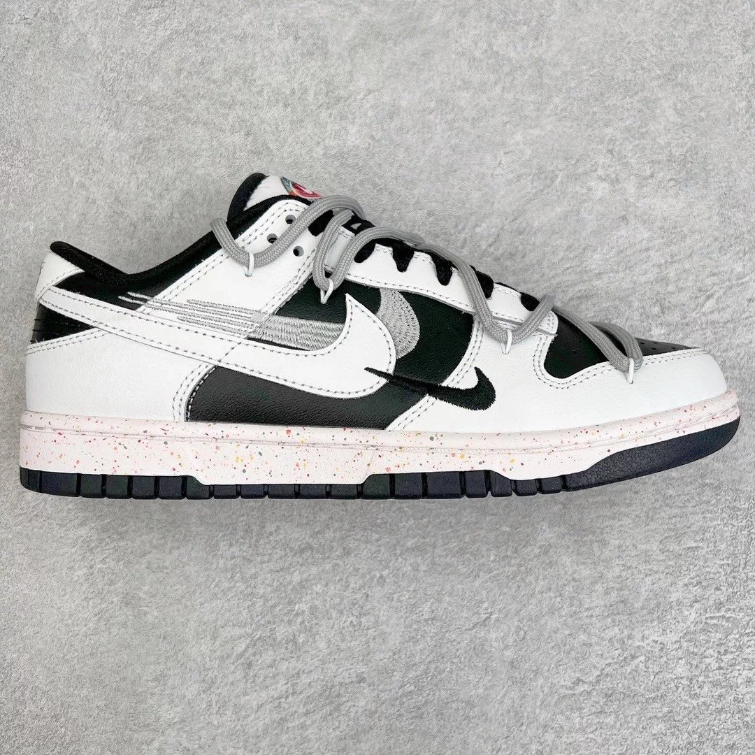 Nike Sneakers Dunk Low SE Triple Swoosh — Black, white, and gray