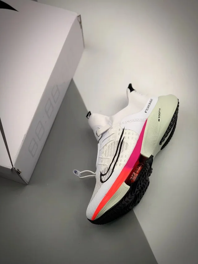 Nike Sneakers Air Zoom Tempo NEXT% FlyEase product detail image 3