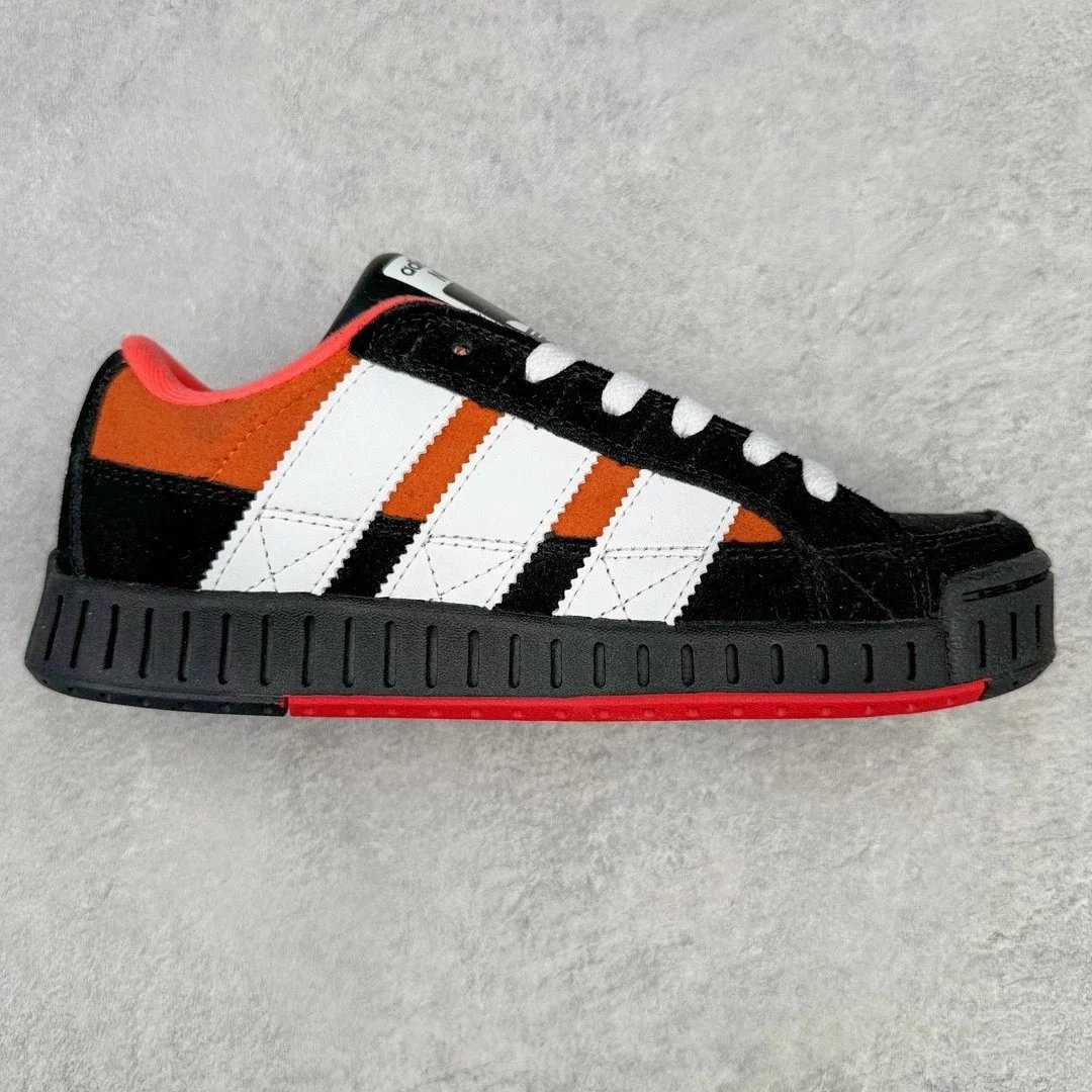 Unbranded Sneakers Low-Top Three-Stripe with Ribbed Sole — Black, white, and orange