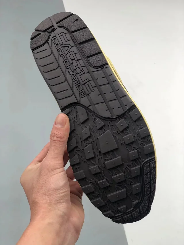 Nike Multiple sneaker models product detail image 7