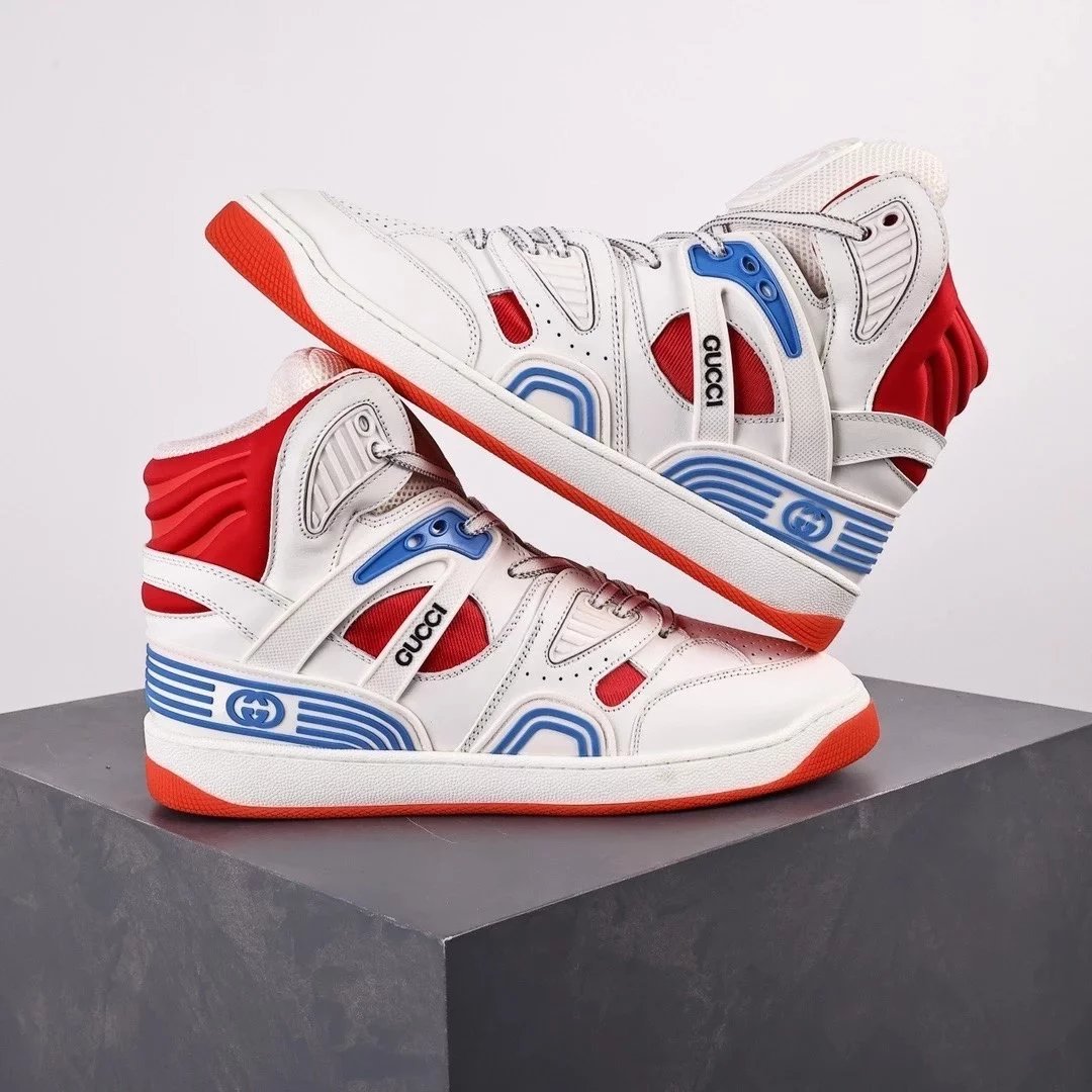 Gucci Sneakers Basket low-top — White, red, and light blue, high-top