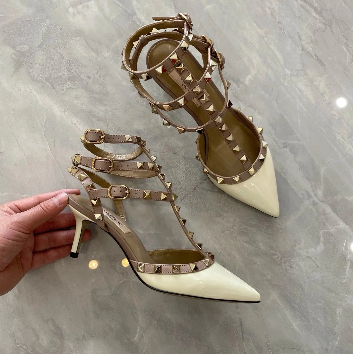 Valentino Garavani Casual Shoes Pointed-Toe Studded Ballet Flats — Mid-heel Tricyclic White Patent Leather