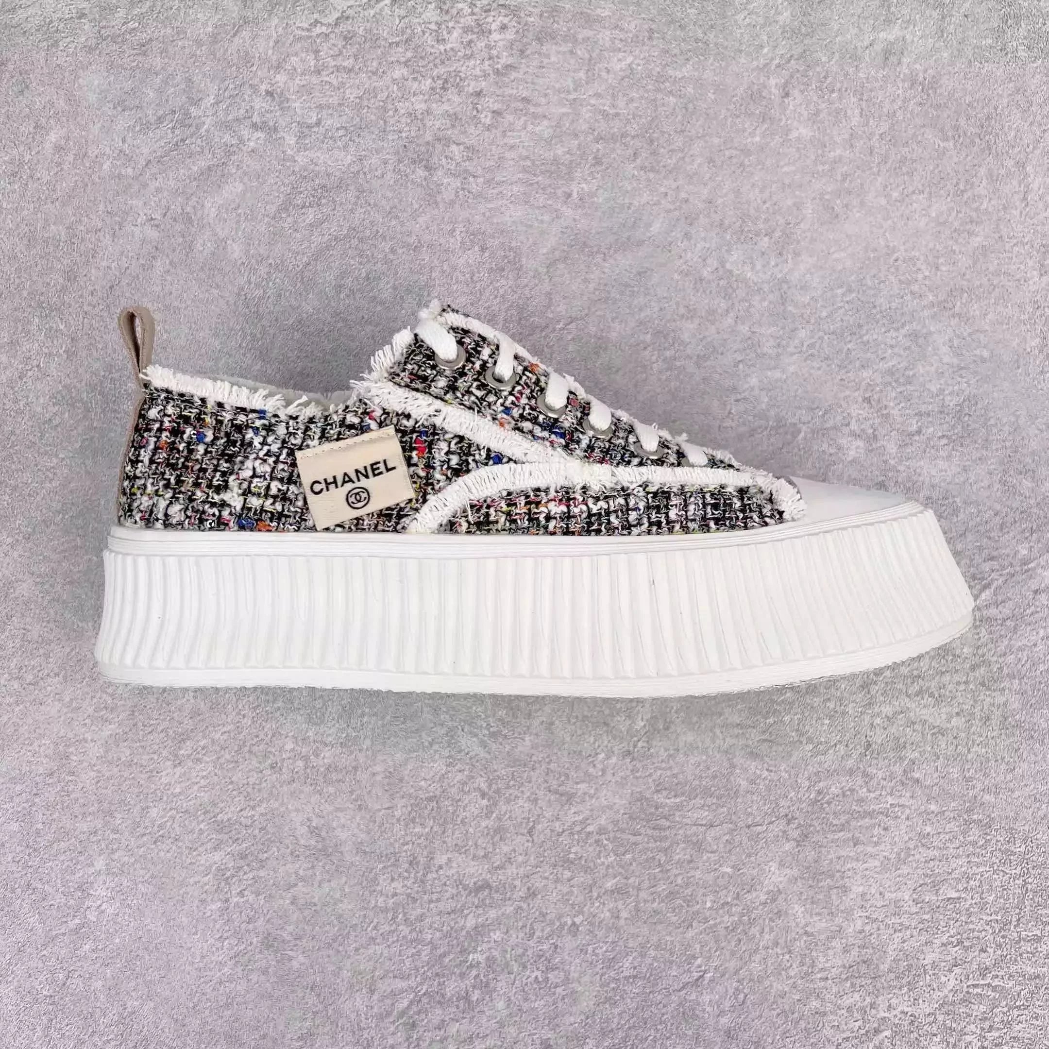 Chanel Sneakers Platform Tweed — Multicolor