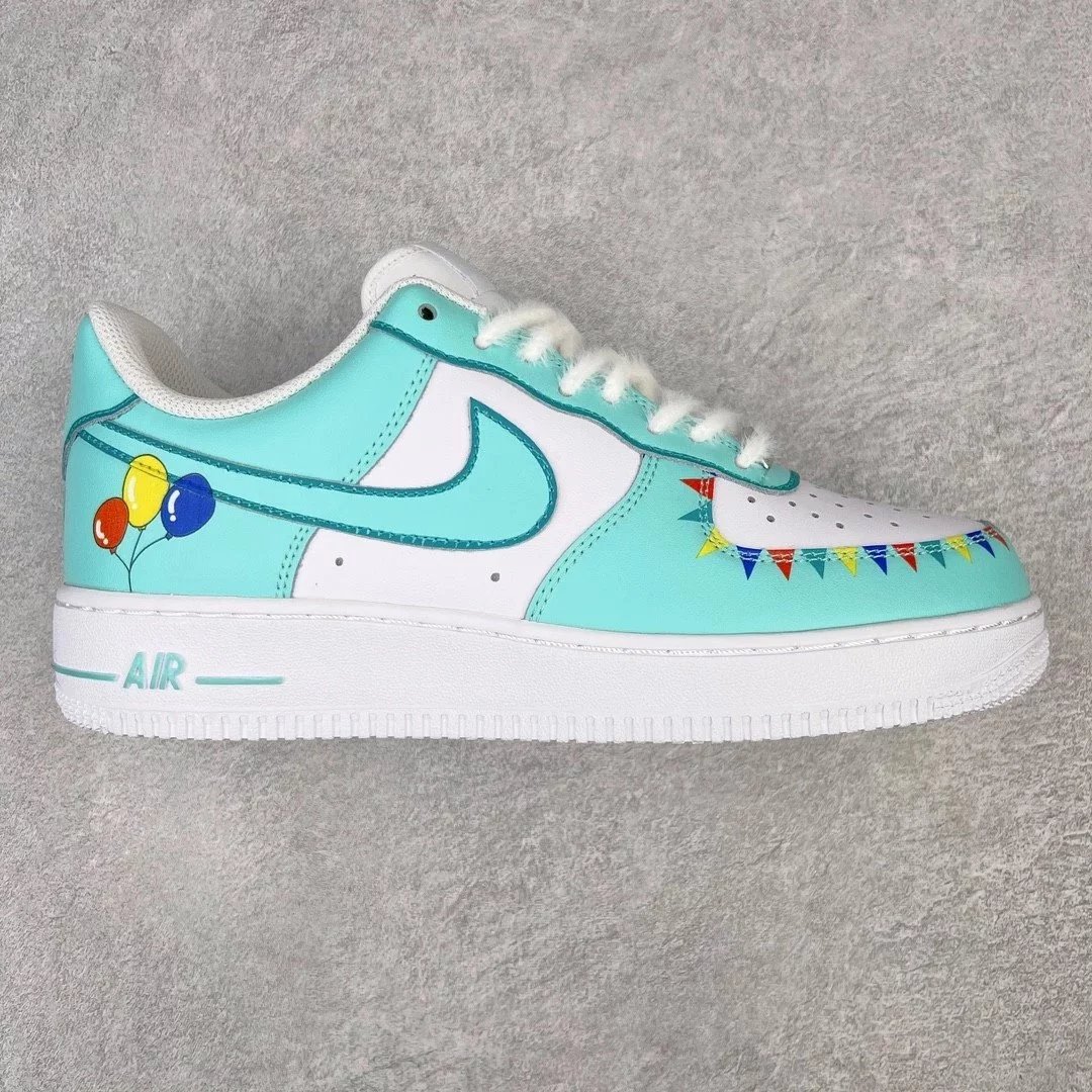 Nike Sneakers Air Force 1 Low '07 — White and green balloon