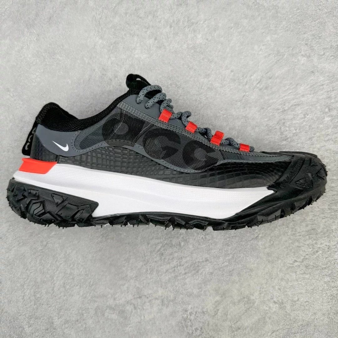 Nike Sneakers ACG Mountain Fly Low SE Trail — Black, gray, and red