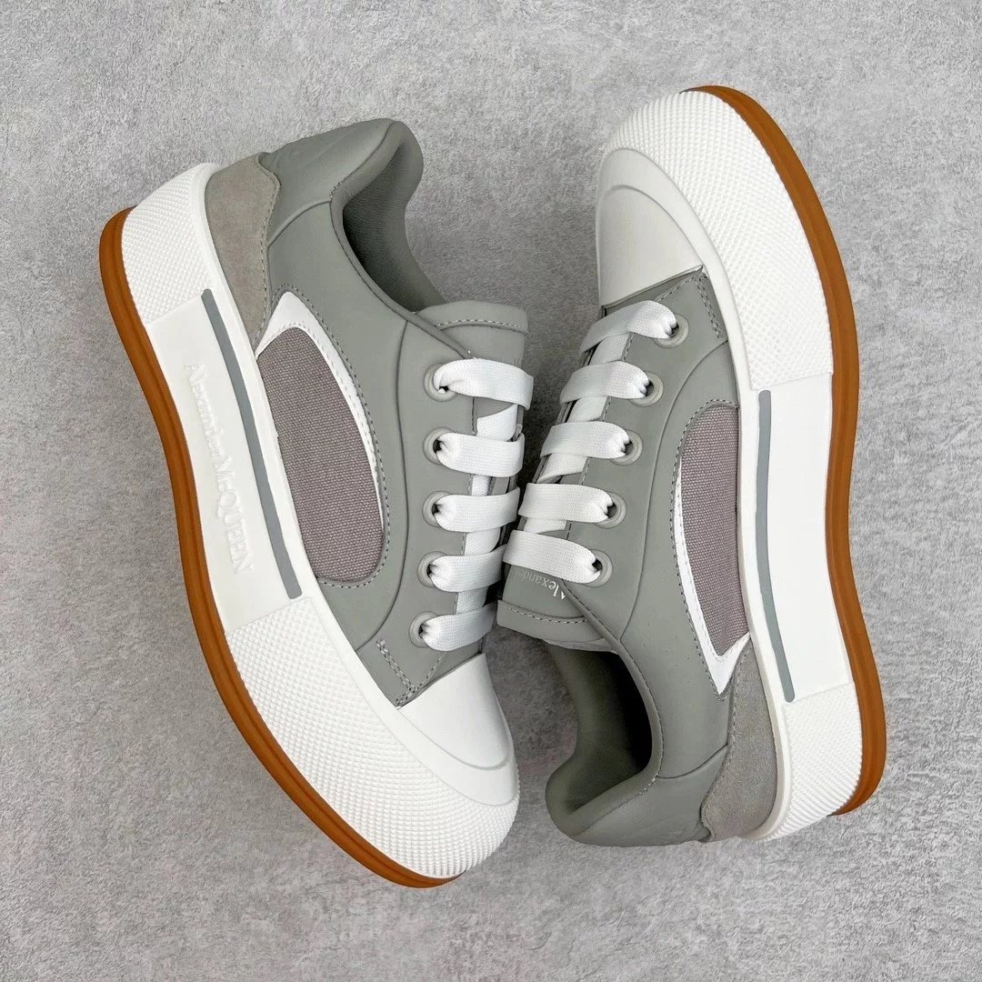 Alexander McQueen Sneakers Oversized low-top — Grayish white