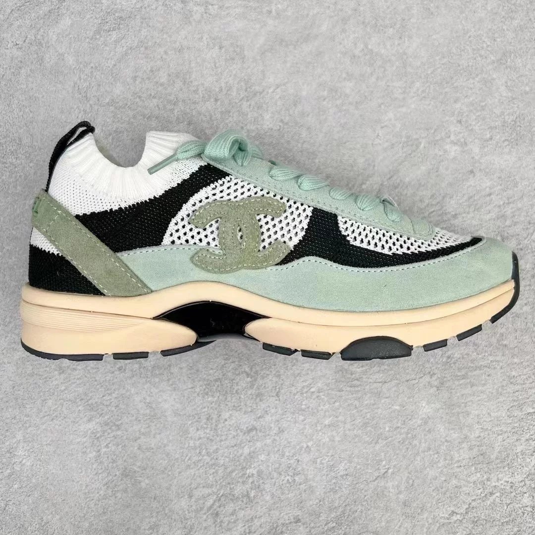 Chanel Sneakers Low-Top Knit Chunky with Interlocking CC Logo — Green