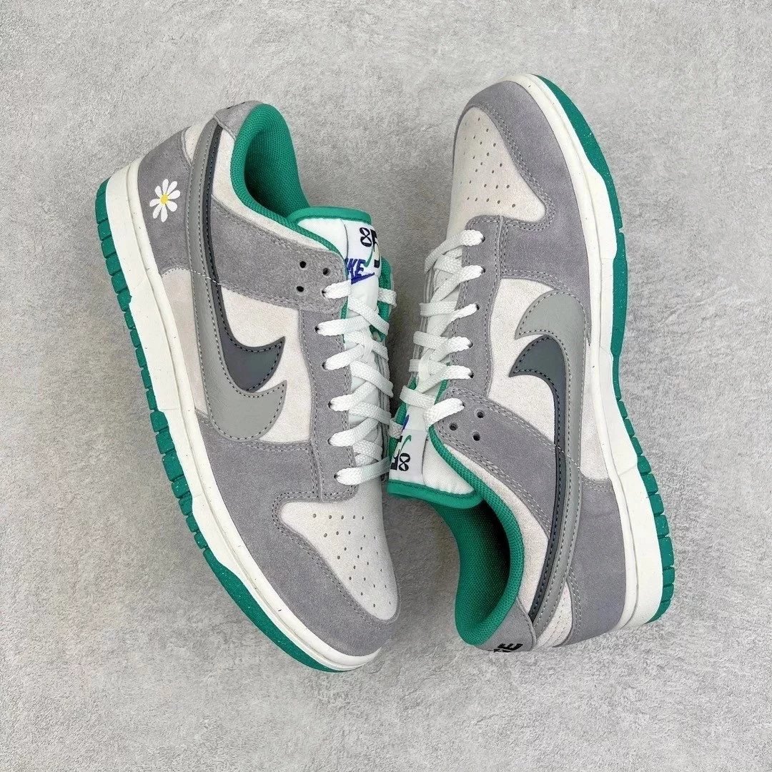 Nike Sneakers Dunk Low SE 85 Double Hook Deconstruction — Little daisy, gray-white