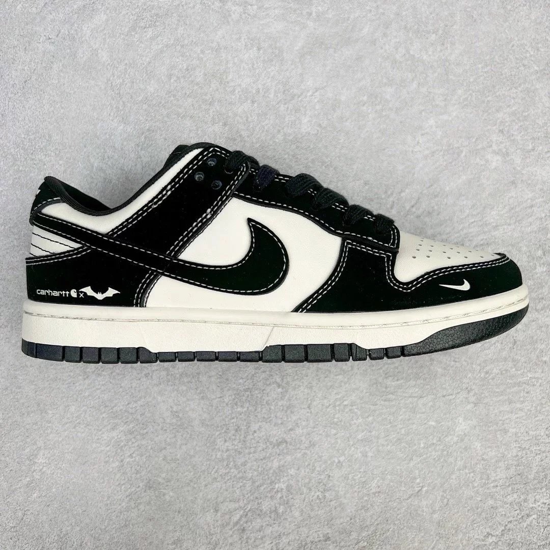 Nike Sneakers Dunk Low custom low-top — Black and white