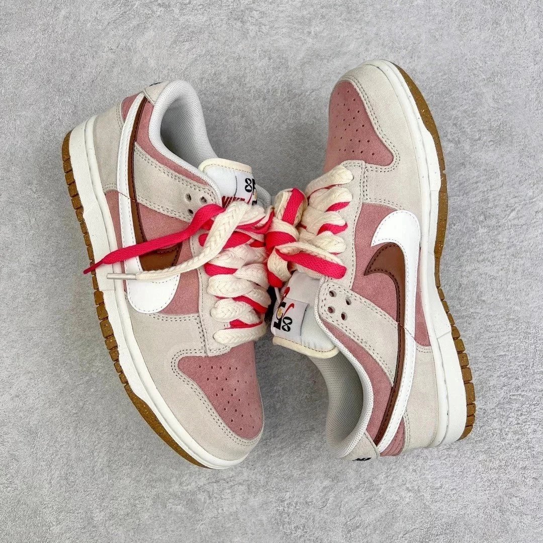 Nike Sneakers Dunk Low SE 85 Double Hook Deconstruction — Grayish-white powder