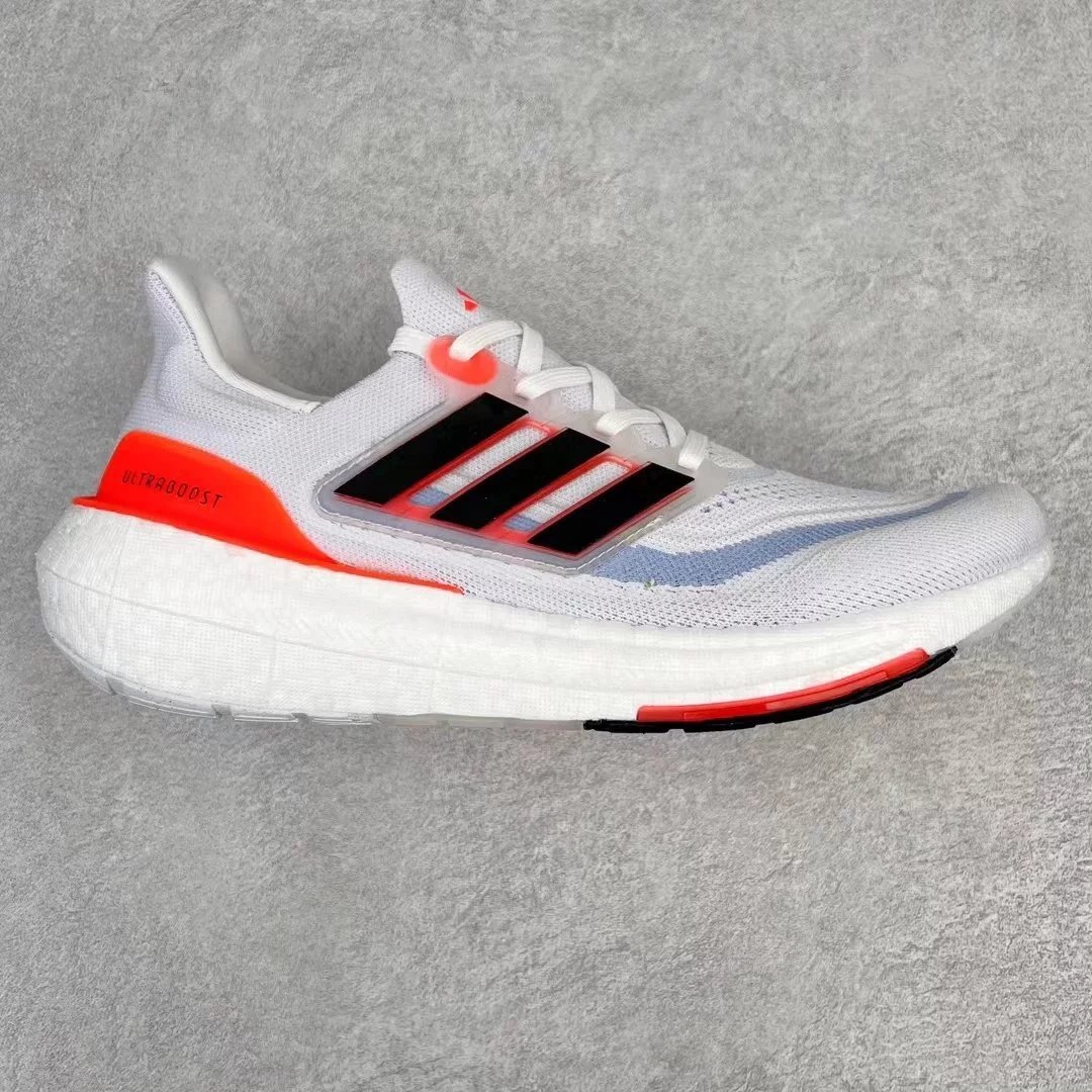 Adidas Sneakers Ultraboost Light — Black red blue