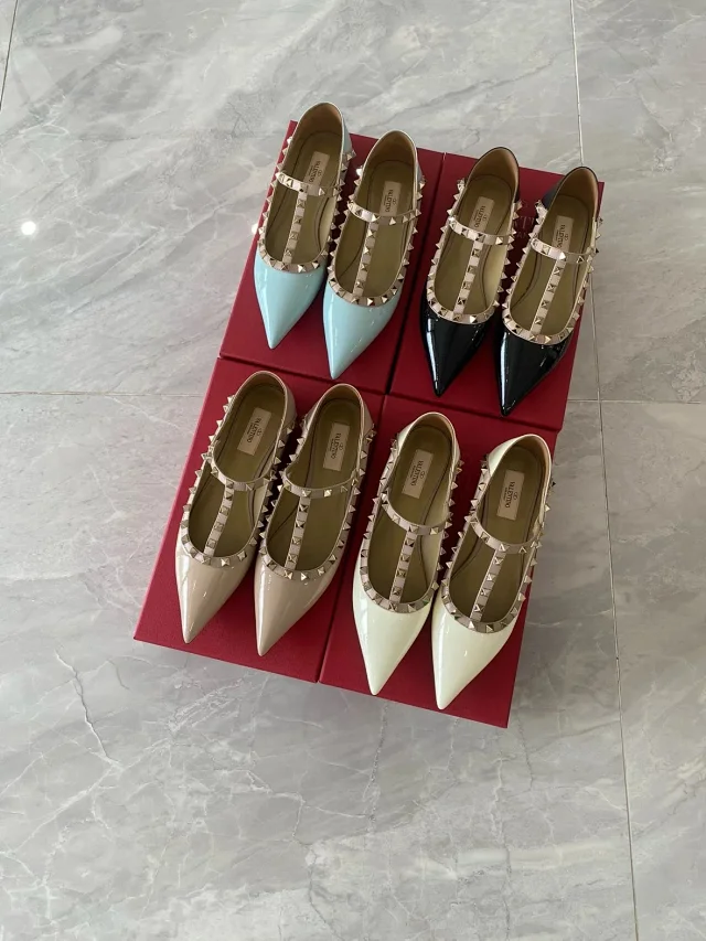 Valentino Garavani Casual Shoes Pointed-Toe Studded Ballet Flats product detail image 7