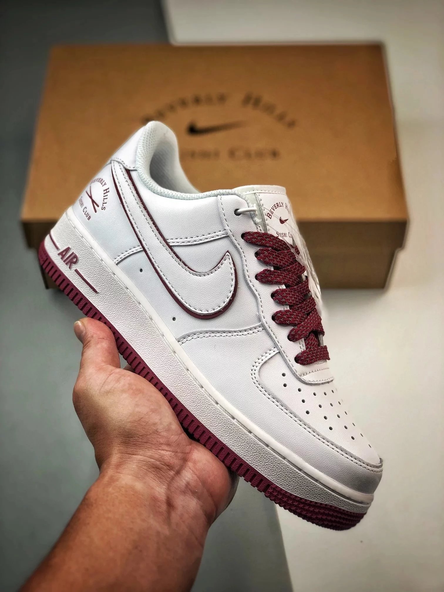 Nike Sneakers Air Force 1 Low — White liquor red, reflective