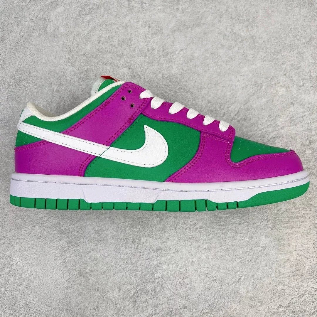 Nike Sneakers Dunk Low — Purple green