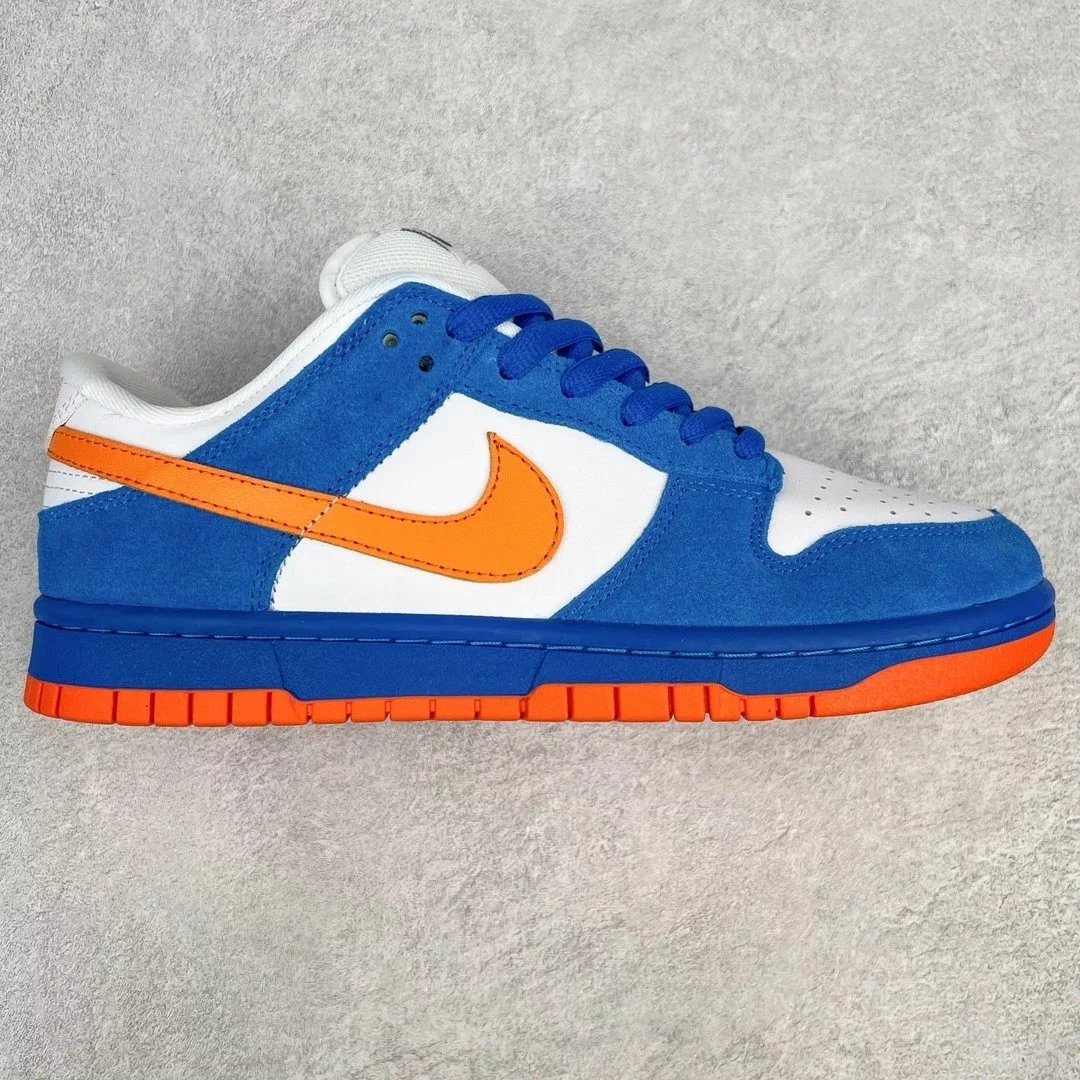 Nike Sneakers Dunk Low — Blue, white, and orange