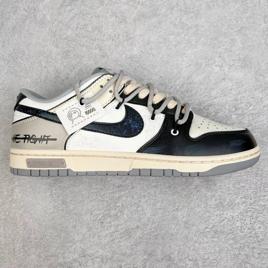 Nike Sneakers SB Dunk Low Deconstruction — black and white gray graffiti 1
