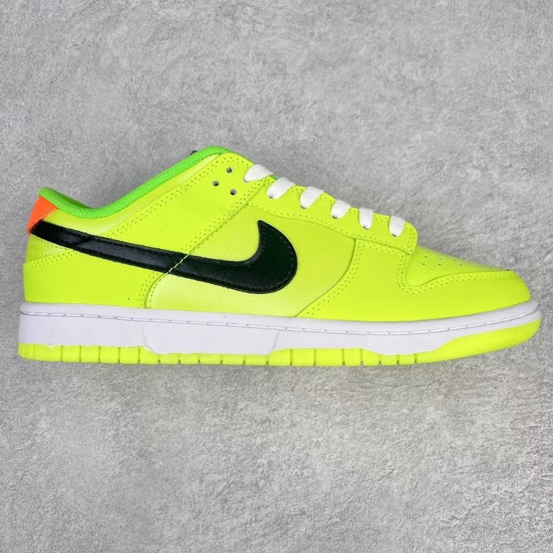 Nike Sneakers Dunk Low — Neon Green