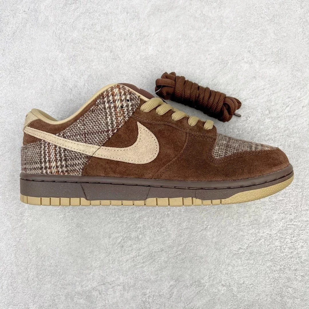 Nike Sneakers Dunk Low — Brown suit