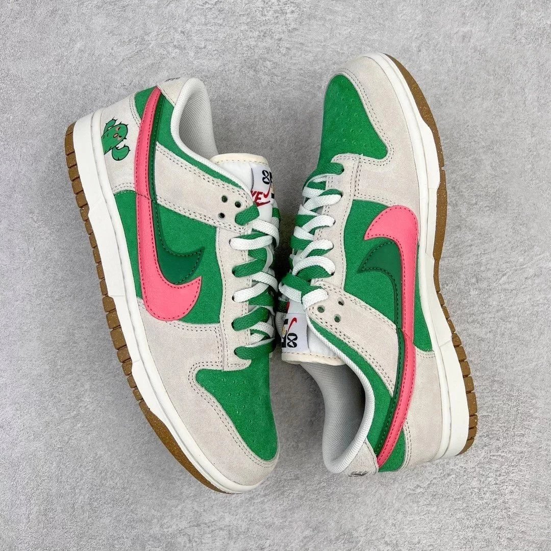 Nike Sneakers Dunk Low SE 85 Double Hook Deconstruction — Cactus