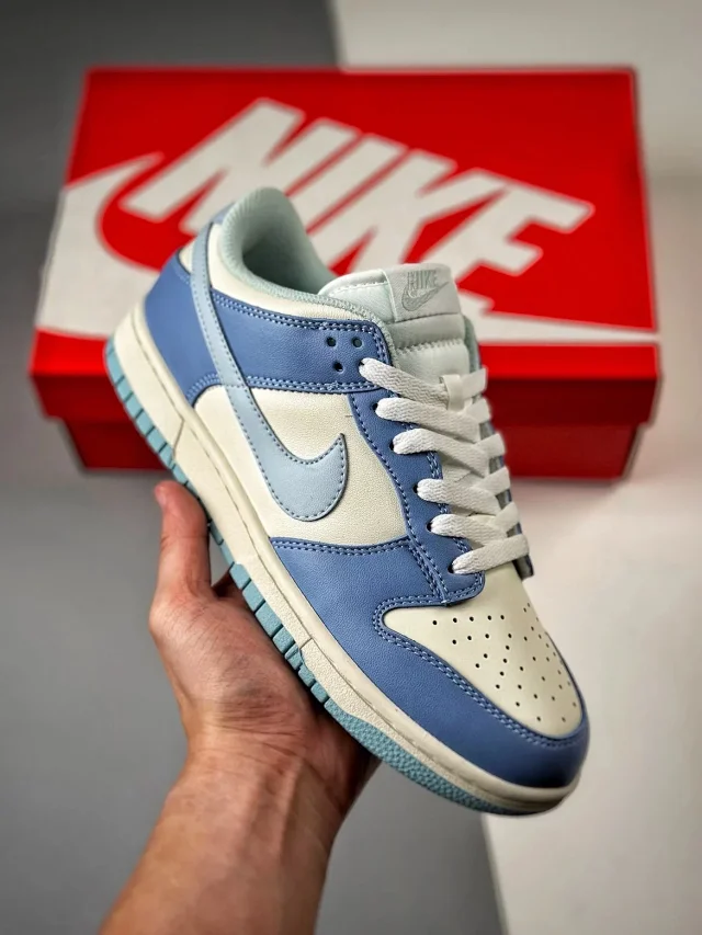 Nike Sneakers Dunk Low Retro product detail image 8