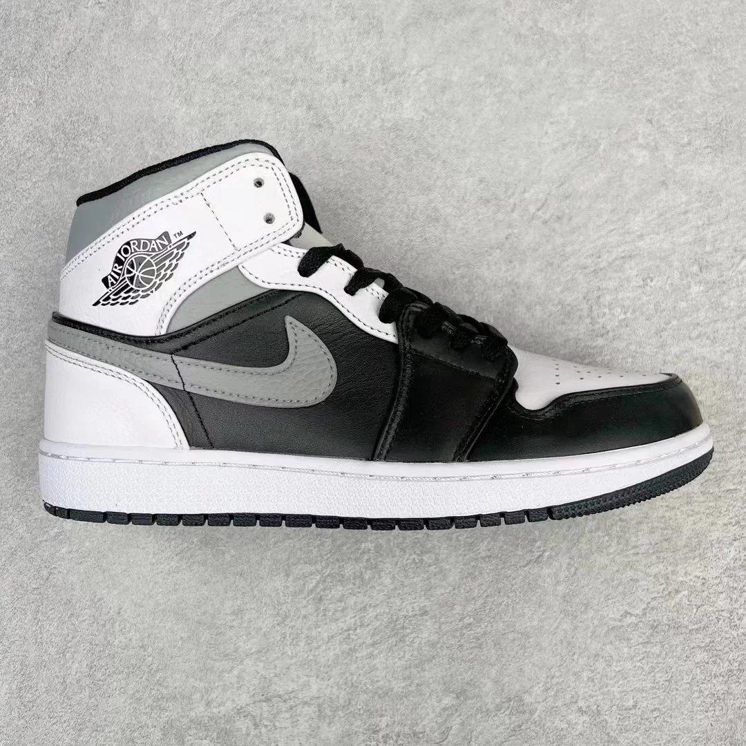 Jordan Sneakers Air 1 Mid — Black and gray