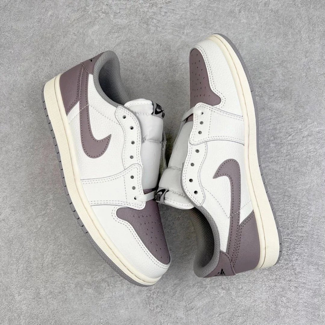 Nike Sneakers Air Jordan 1 Low — gray