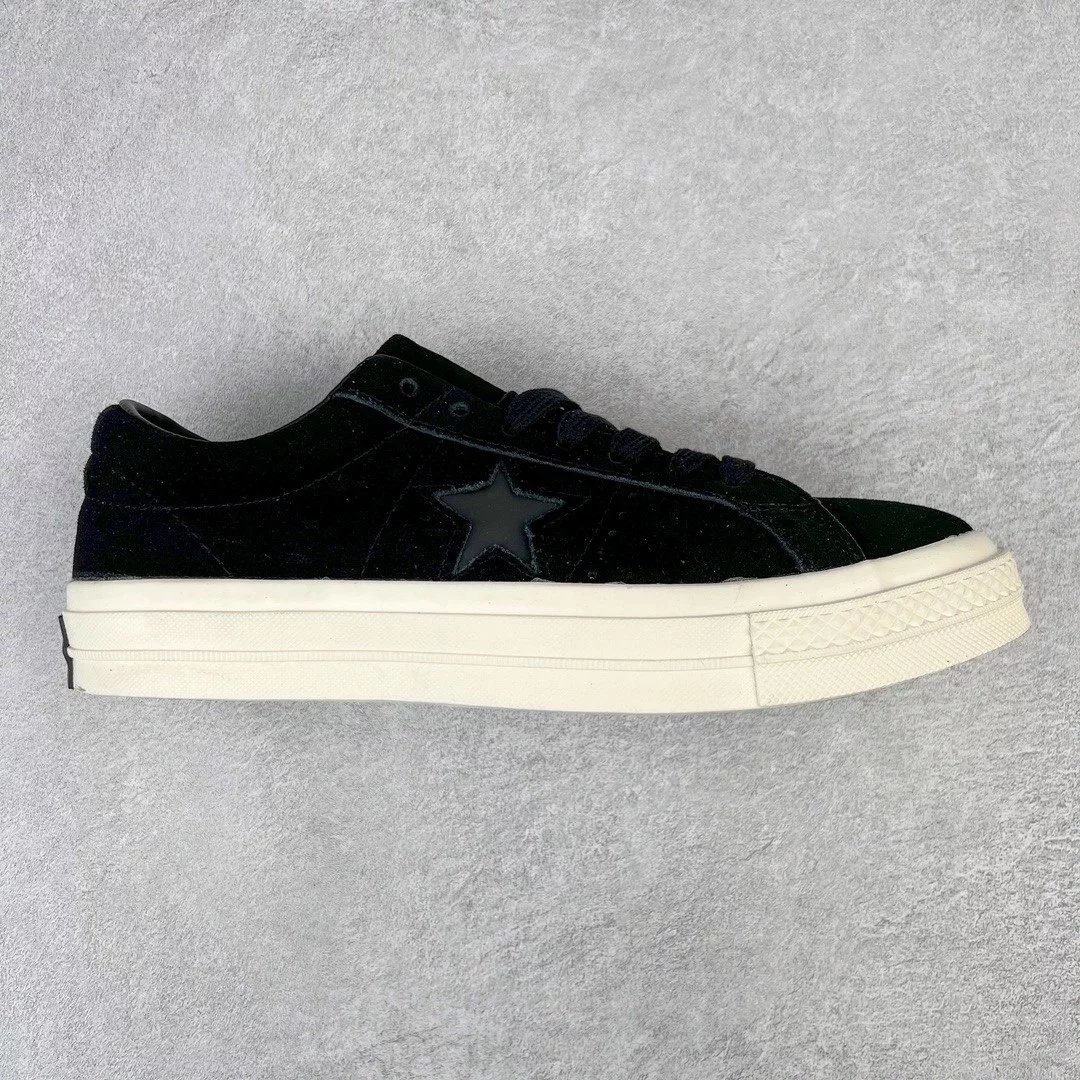 Unbranded Sneakers Low-Top Suede Star-Appliqué — black