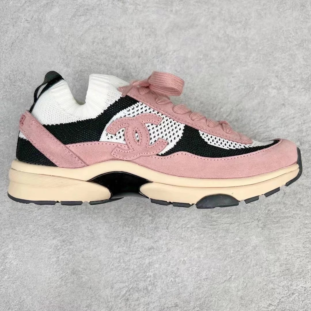 Chanel Sneakers Low-Top Knit Chunky with Interlocking CC Logo — Pink