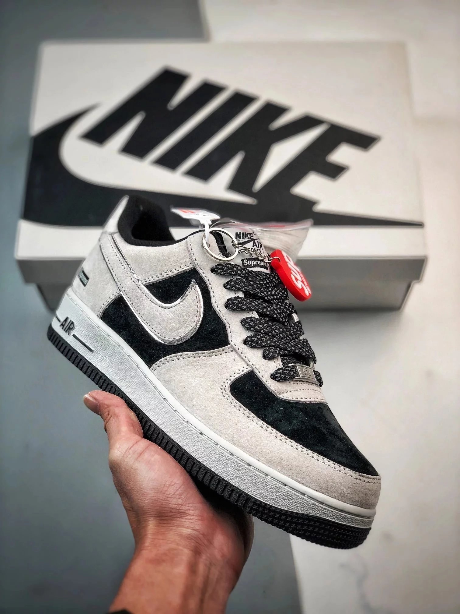 Nike Sneakers Air Force 1 Low — Rice gray-black suede
