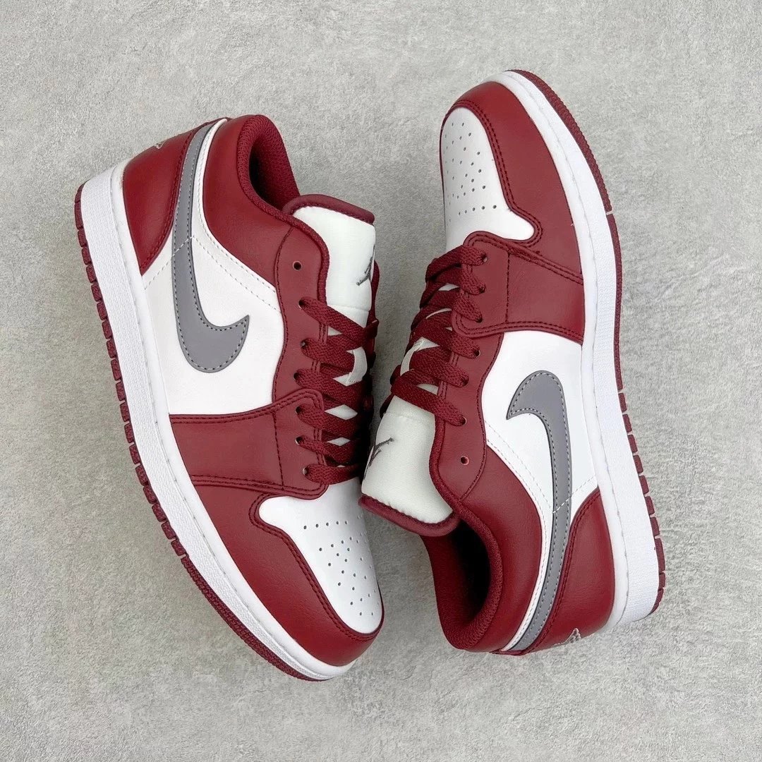 Nike Sneakers Air Jordan 1 Low — Bordeaux white wine red