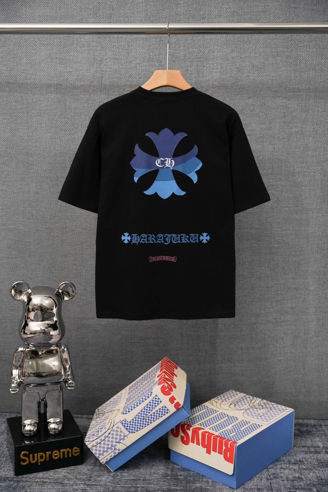 KT01 Black