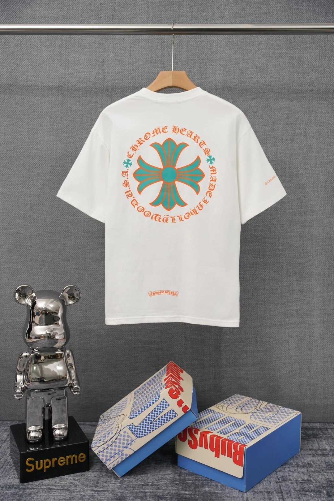 KT03 White