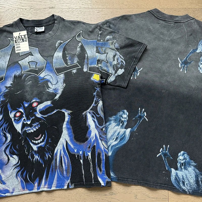 Vale Usa Horror Graphic T-Shirt