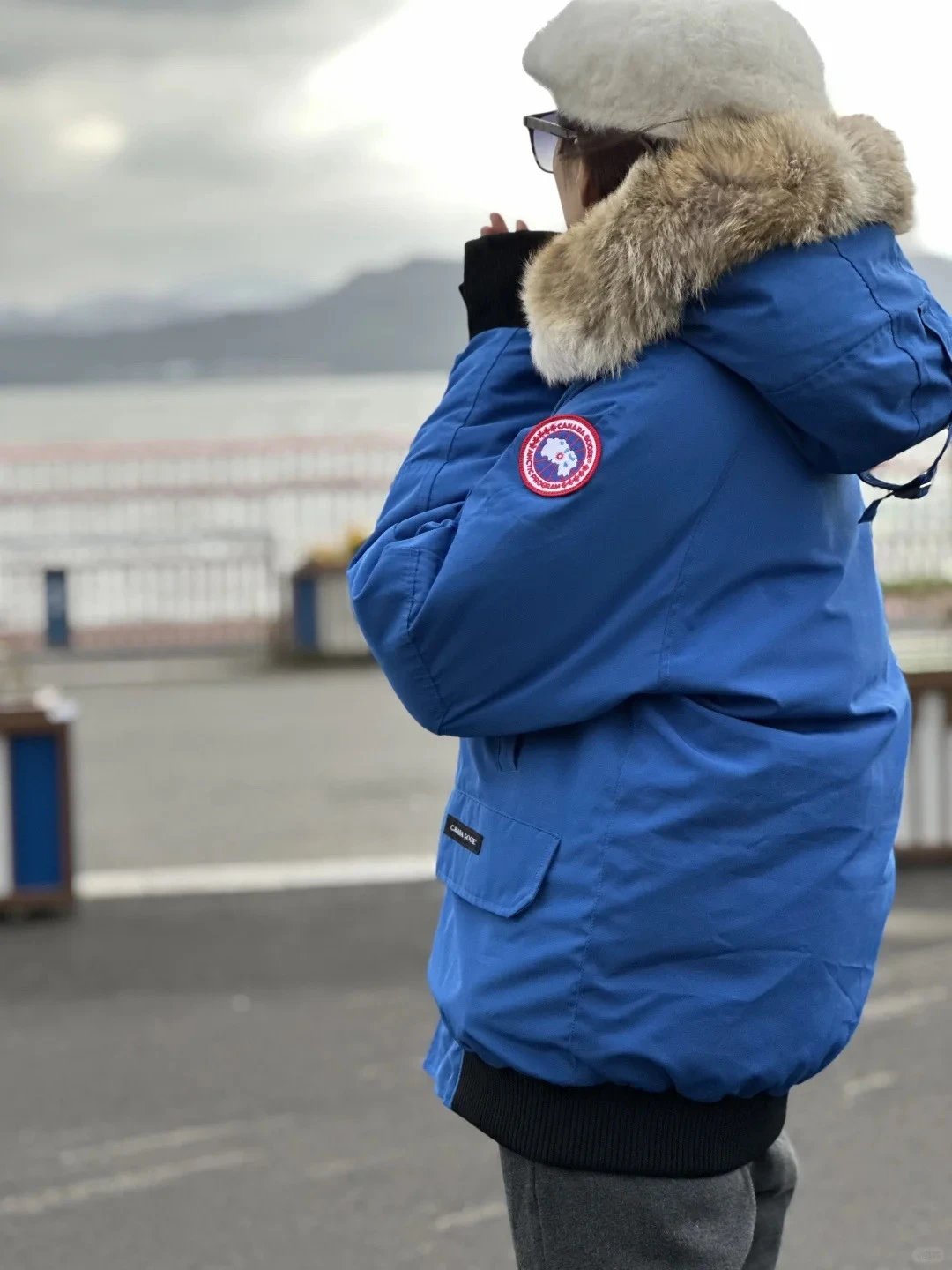 Canada Goose Expedition Parka Black with Raccoon Fur Trim Down Jacket - 29
