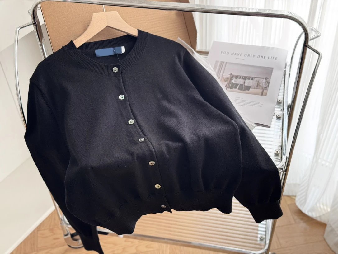 Classic Long Sleeve Crewneck Knit photo 6