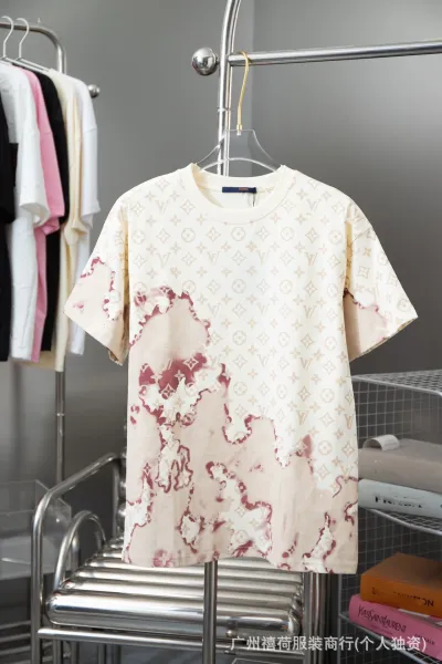 Louis Vuitton Monogram Dip-Dye T-Shirt Beige Multicolor - 1
