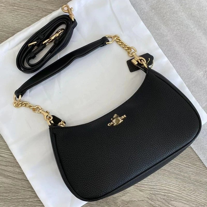 Black Pebbled Leather [Gift Boxed]