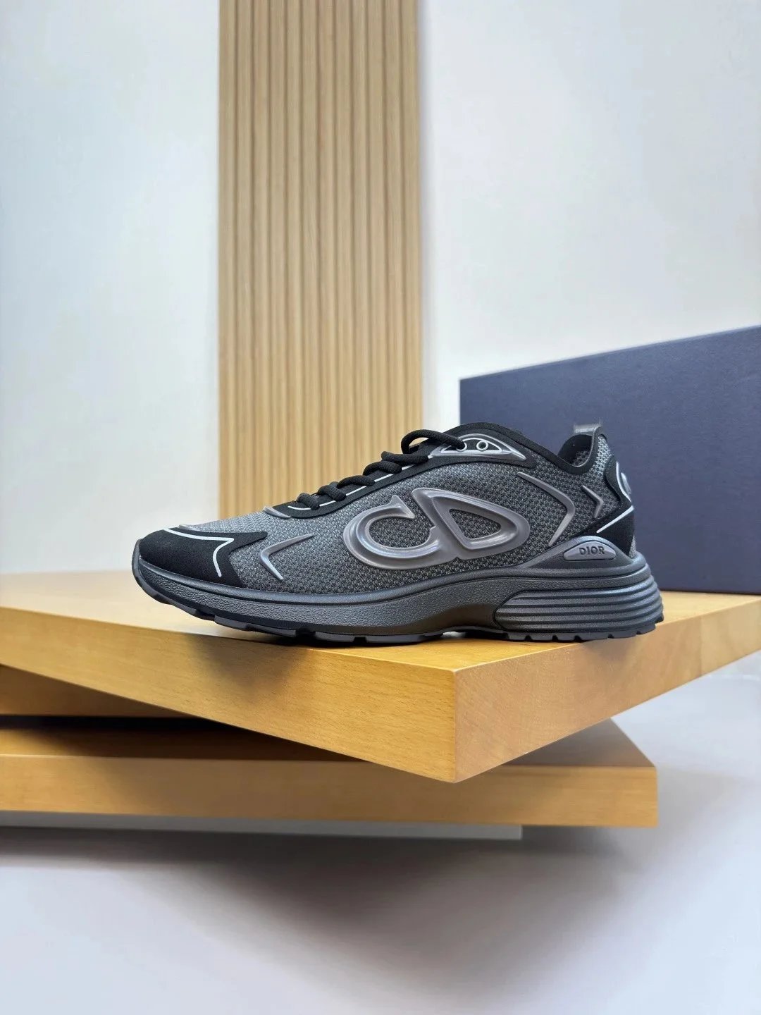 Dior B30 Countdown New Color Scheme