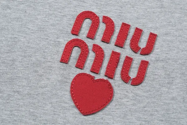 Miu Miu Heart Logo White T-Shirt - 15