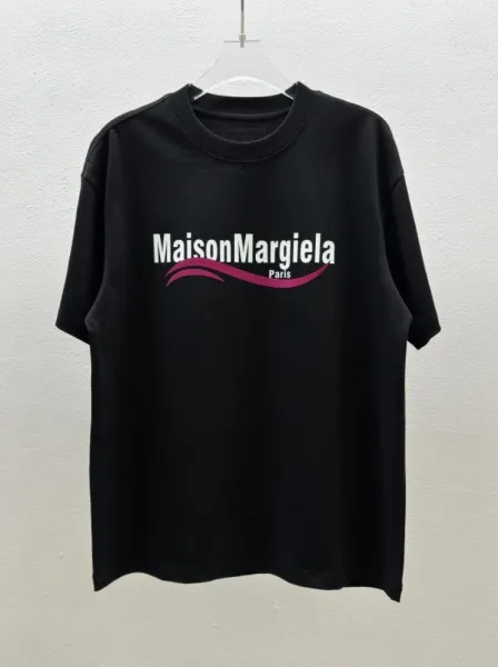Maison Margiela Logo Graphic Black T-Shirt - 1